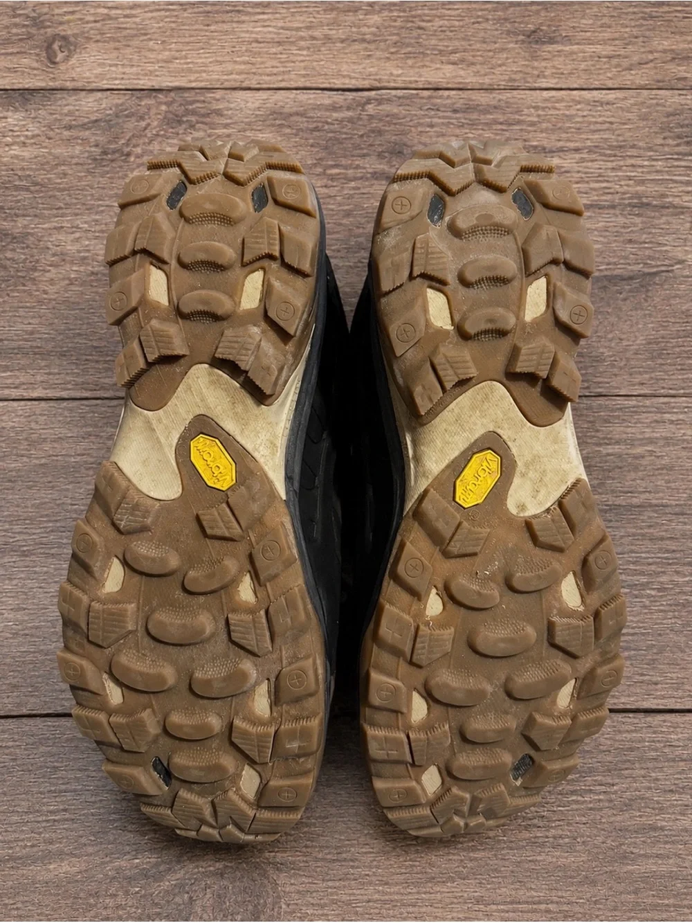 Merrell Moab speed 2 leather water proof Black and Tan Men's Trail Sneakers